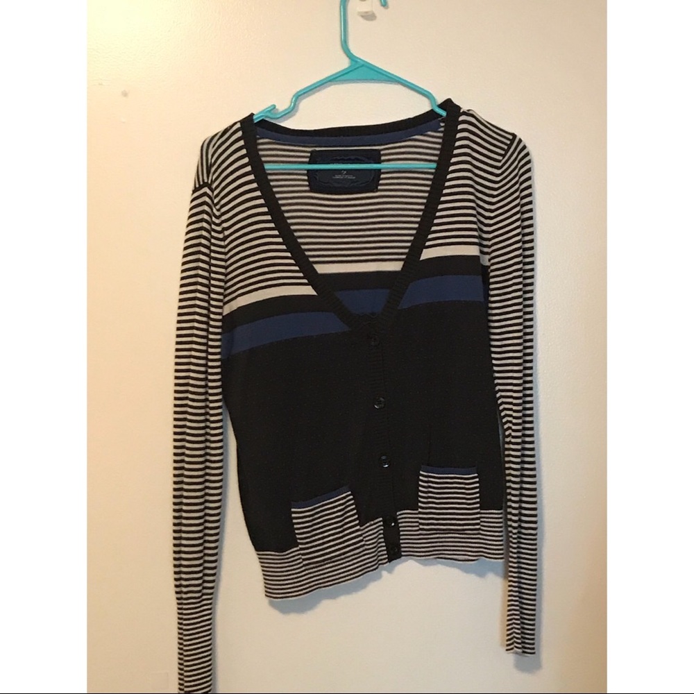 American eagle cardigan